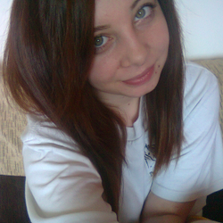 Iza Larisa Iza Larisa